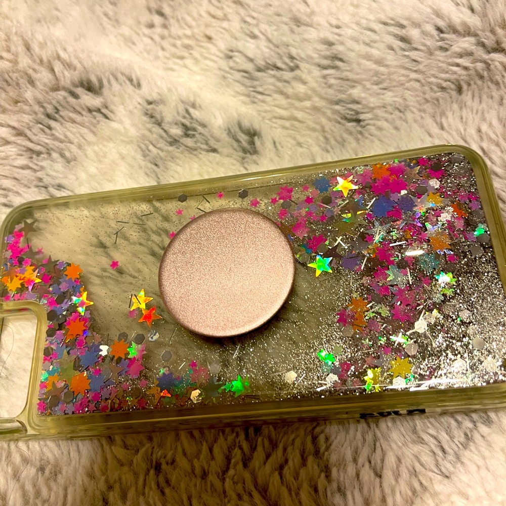 iPhone 8 Plus case with rose pop socket